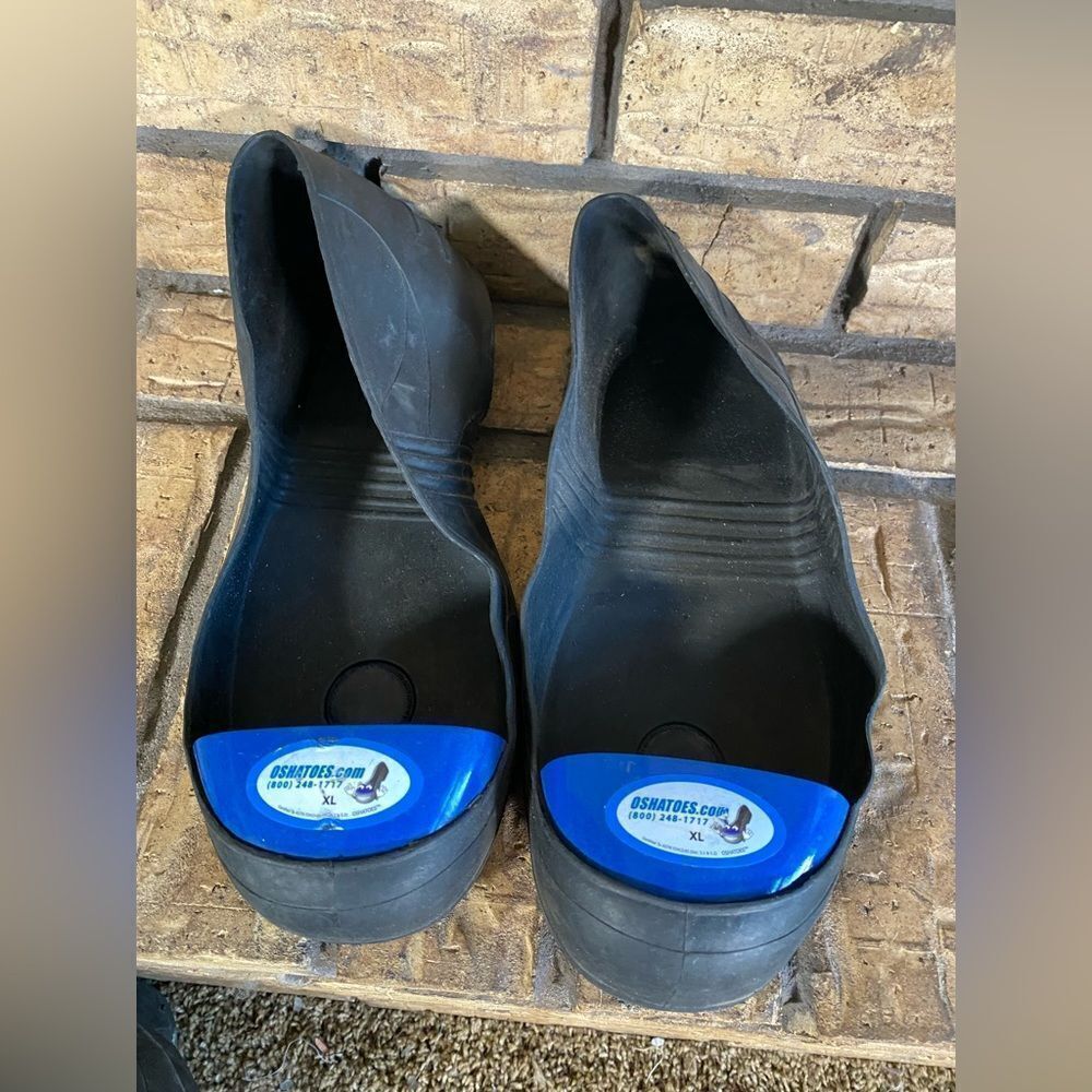OSHATOES steel toe boot covers